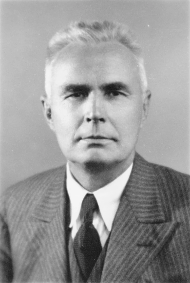 August Jussi Tiura.
